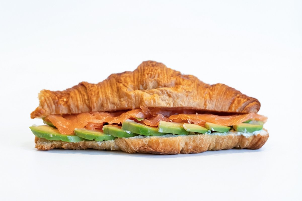 Croissant Avocado Lachs
