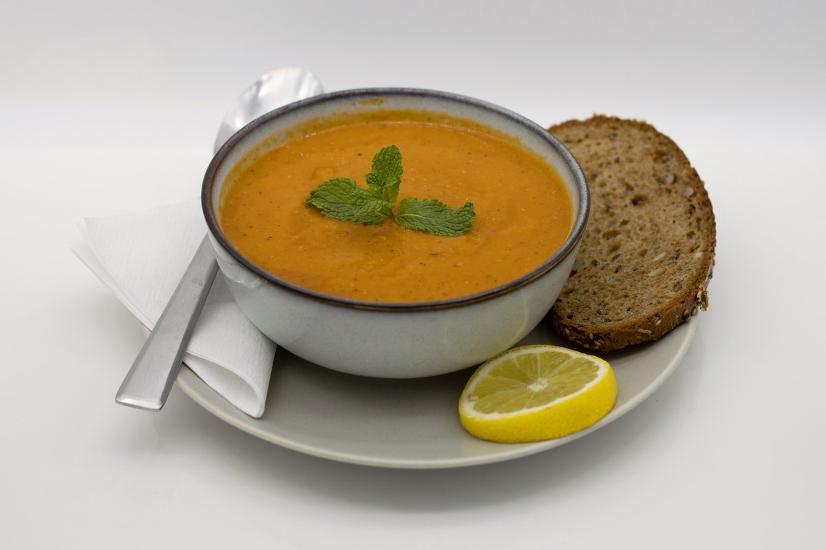 Hausgemachte Linsensuppe